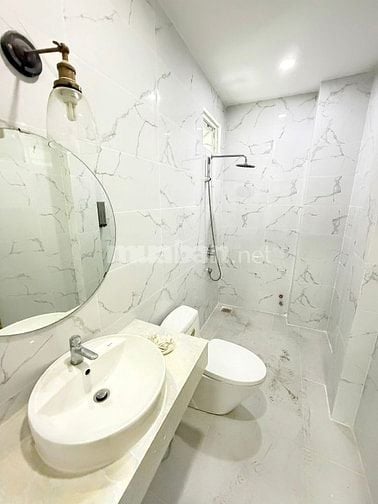 HXH CMT8 -60m2 ( 5.4x11m ) 4 TẦNG 5PN- SÁT MẶT TIỀN CHỈ NHỈNH 10 TỶ TL