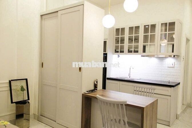 Phòng studio có ban công Q4 – 35m², giá 7.3tr, sẵn đầu tháng 11