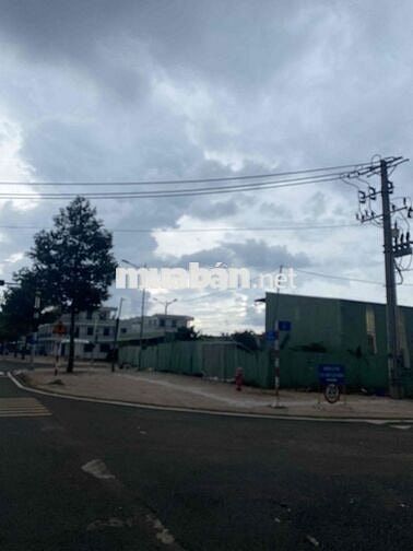 đất thổ cư sổ riêng cách quốc lộ tầm 2km đường thông dân cư hiện hữu