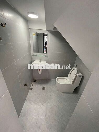 Cho Thuê Mặt Bằng 2 Mặt Tiền – 4.5×9m – Giá 20tr – Lạc Long Quân TB