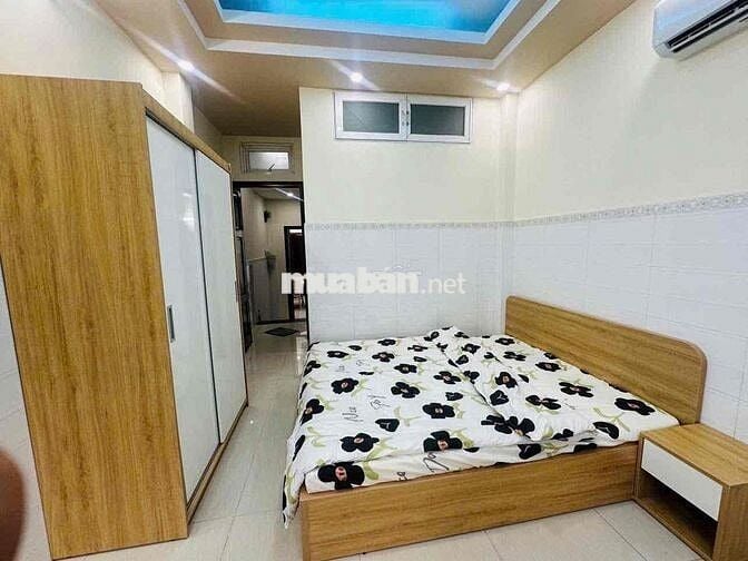 CHO THUÊ CHDV BAN CÔNG FULL NT - HẺM YÊN TĨNH - GIỜ GIẤC TỰ DO