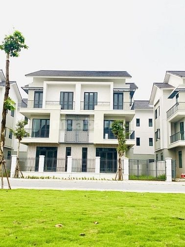 Căn biệt thự 180m2 trung tâm công nghệ cao Vsip Từ Sơn Bắc Ninh 12,5tỷ
