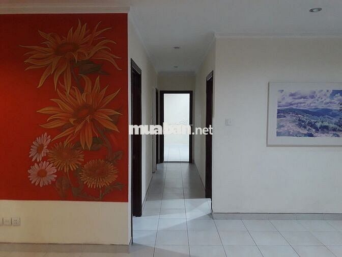 Cho thuê căn hộ Phúc Yên 1 - Tân Bình - 3PN 122m2