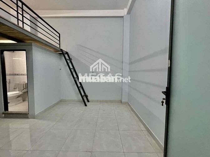 ✔️Mới Xây 100% - Có Gác - Giá Tốt ngay Cầu Tham Lương - Có Cửa Sổ