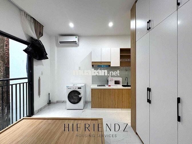 Căn Hộ Bancol Luxury Thang Máy Rộng 30m2 Ngay Đại Học Kinh Tế UEH