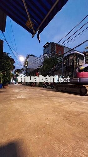 Ccchưa qua đầu tư hẻm 1/ Vườn Lài, Tân Phú, dt  5.1x25m,  chỉ 12.x tỷ.