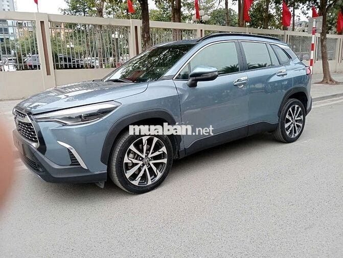 Toyota Corolla Cross đơi 2021 ban v