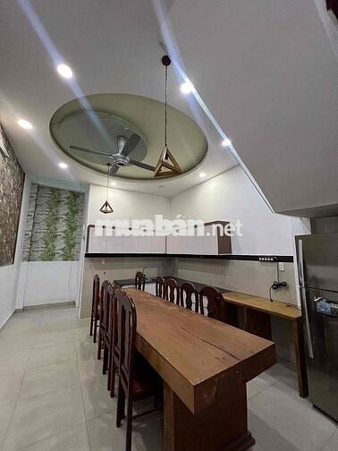 Nhà Gần Chợ Vườn Lài DT 160m2 1Trệt 2Lầu 4Pn 3Wc Hẻm Xe Tải Ban Công