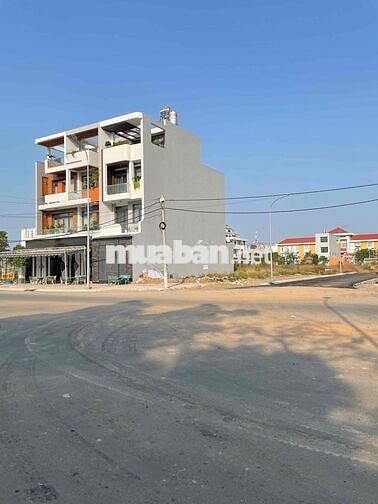 Đất hai mặt tiền khu 38ha đường Dương Thị Giang ( chính chủ)