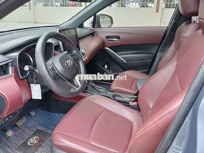 Toyota Corolla Cross đơi 2021 ban v
