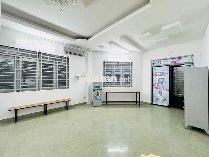 NGAY KHUBIỆT THỰ Q12 - VĂN HIẾN - NTTU  CĂN STUDIO CÓ BAN CÔNG GIÁ MỀM