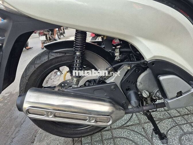 Sh Ý 150cc up nguyên con 150Fi 2011,BSTP,chính chủ