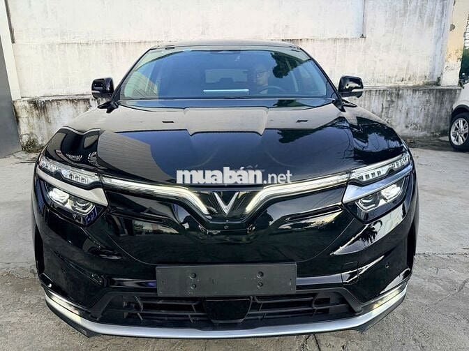 VinFast VF8 2023 Eco - 44 km