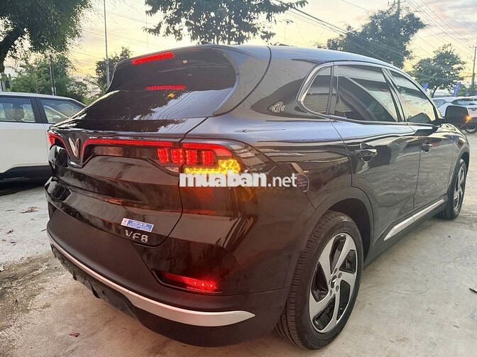VinFast VF8 2023 Eco - 44 km