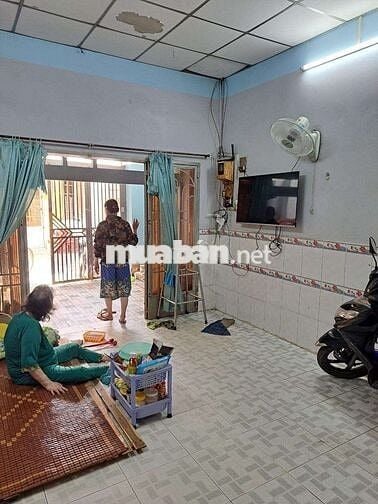 Nhà Trung Tâm Q6 , Giá Rẻ , hẻm xe hơi , Tân Hòa Đông