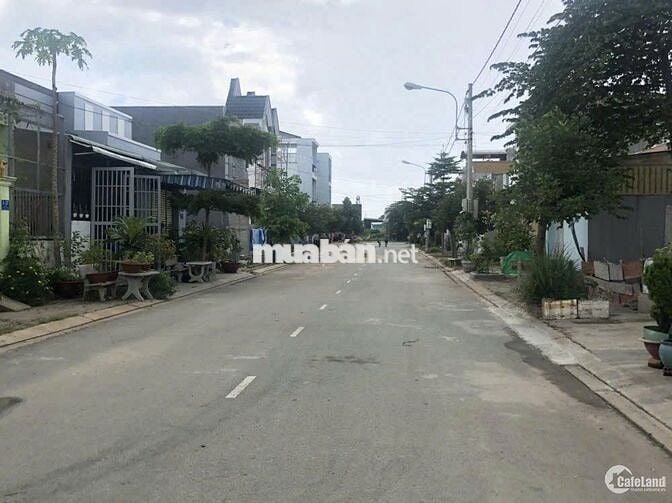 Gần KCN Phú An Thạnh ,DT830, đất thổ cư 120m2 . giá 505tr. TT Bến Lức.