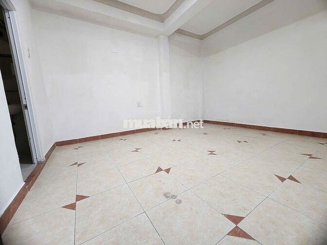 Cho thuê nhà nguyên căn mặt tiền đường Bùi Thị Xuân Phường 2 Đà Lạt