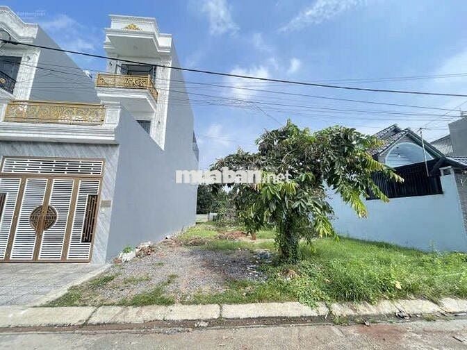 Gần KCN Phú An Thạnh ,DT830, đất thổ cư 120m2 . giá 505tr. TT Bến Lức.