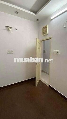 Nhà cho thuê đúc 2 tấm 4 phòng ngủ st