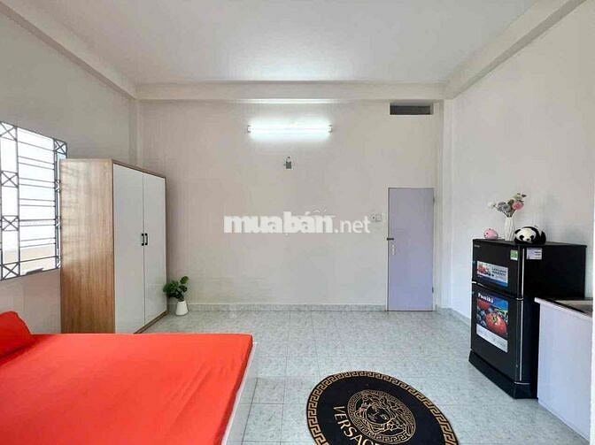 Cho thuê phòng CMT8 Q10 gần TOÀ NHÀ VIETTEL - CÔNG TRƯỜNG có Bancol