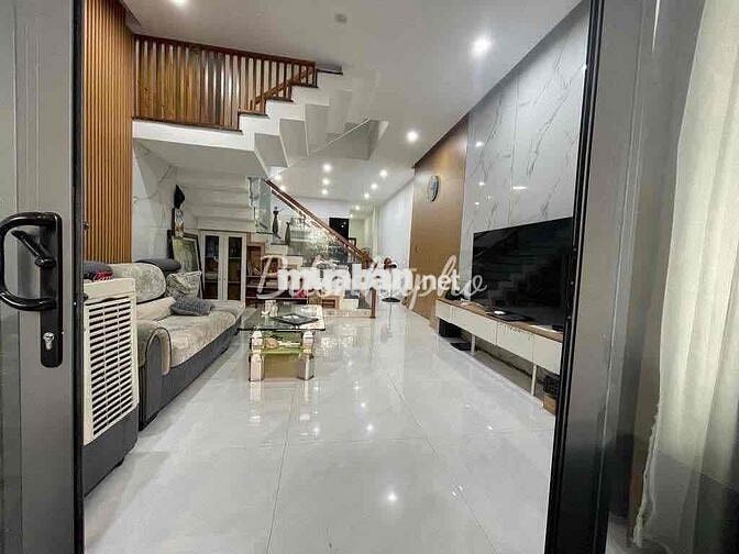 🇻🇳CHO THUÊ NHÀ 2 TẦNG FULL NỘI THẤT, CÓ CHỖ ĐẬU OTO