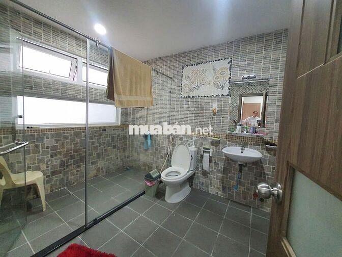 Mặt tiền kinh doanh Bình Thạnh – khuôn đất 379m² – giảm sốc còn 70 tỷ