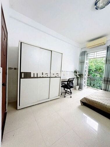 STUDIO BAN CÔNG RỘNG 30M2, FULL NỘI THẤT - Đ.THỐNG NHẤT