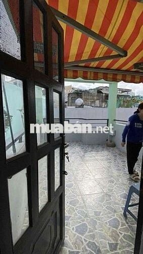 Nhà cho thuê đúc 2 tấm 4 phòng ngủ st