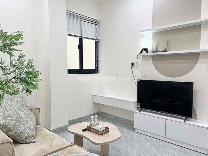 Căn Hộ 1 Phòng Ngủ Gần Ngã Tư Hàng Xanh Ngay Bùi Đình Tuý