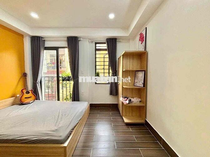 STUDIO BAN CÔNG GIÁ RẺ - FULL NỘI THẤT, CÓ THANG MÁY - NGAY VĂN LANG