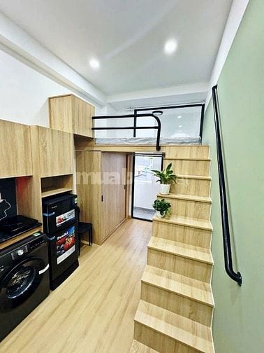 CHDV 16 Phòng Full nội thất, 900tr/năm, 77m2, 5 Tầng gần Sân Bay.