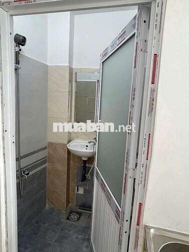 Căn hộ 2 phòng ngủ gần ngã tư Phú Nhuận 5 phút đi qua tới quận 1