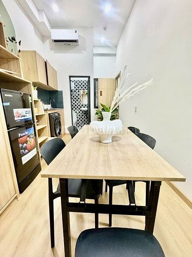 CHDV 16 Phòng Full nội thất, 900tr/năm, 77m2, 5 Tầng gần Sân Bay.