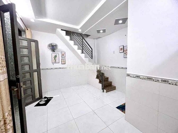 NHÀ ĐẸP GÁ RẺ • THỐNG NHẤT • GÒ VẤP • CÓ SẴN MÁY LẠNH • GIƯỜNG • 2PN.