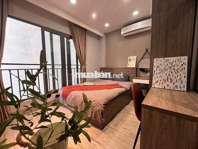 Căn Hộ Toạ Lạc Trên Đường Hồ Văn Huê ,p8 , Phú Nhuận