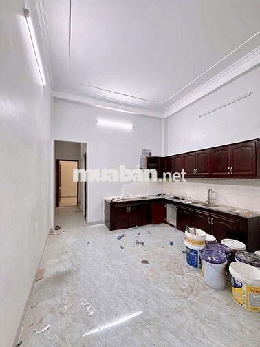 NHÀ 2 LẦU - HẺM 387 TRẦN NAM PHÚ