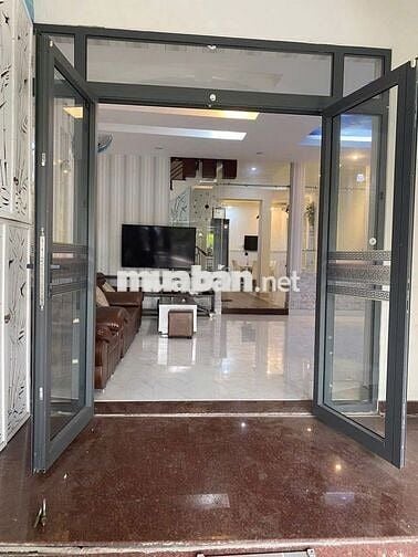 Cần cho thuê nhà phố Conic nguyên căn. Giá 16tr/th. LH: 0787 452 ***