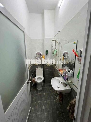 CHÍNH CHỦ BĂN GẤP NHÀ HXH GẦN MẶT TIỀN 36x12  3 TẦNG BTCT