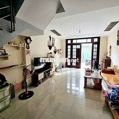 Nhà ở Hóc Môn 5x16 giá 569Triệu sau lưng Trường THCS Nguyễn Văn Bứa