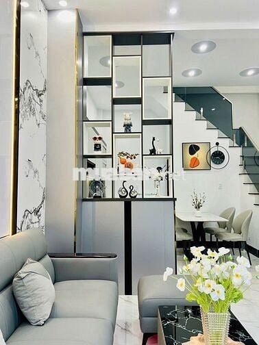 Cg. Bán NHÀ PHỐ GỐC 2 MẶT TIỀN – 2 TẦNG, FULL NỘI THẤT – GIÁ 2,85 TỶ