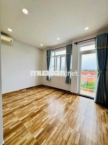 Nhà Mới Sạch Sẻ Ngay Cầu An Lộc DT 4x18 1Trệt 2Lầu 3Pn 3Wc Sân Thượng