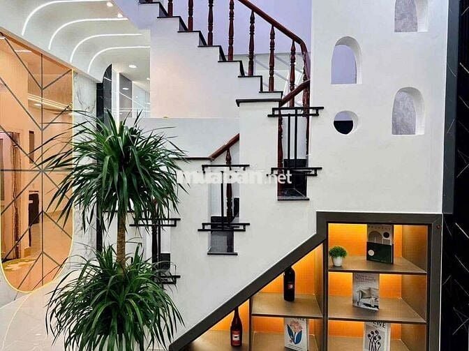 BÁN NHÀ THẠNH XUÂN Q12 , NHÀ 1 LẦU , DT :4* 14 , 2PN , HXH