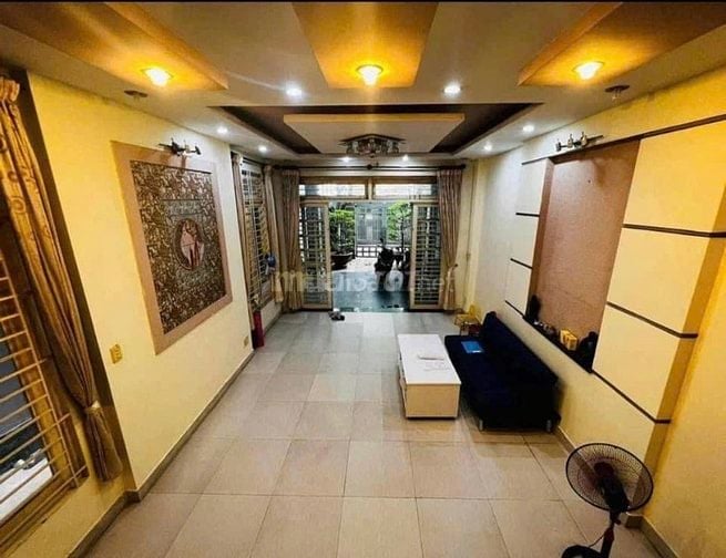 Nhà Bán khu Trung Tâm Gần Chợ 