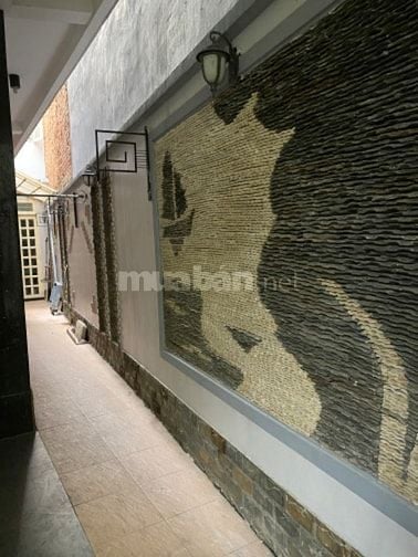 Nhà Bán khu Trung Tâm Gần Chợ 