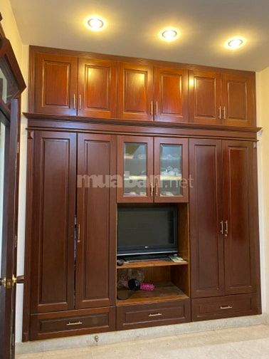 Nhà Bán khu Trung Tâm Gần Chợ 