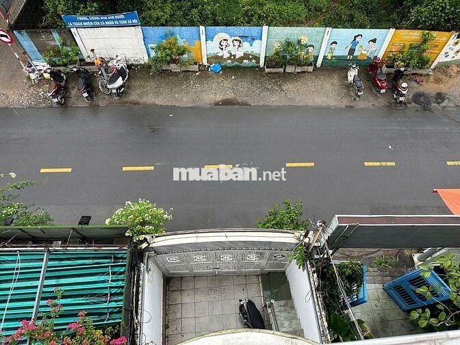 Nhà MT Huỳnh Văn bánh 9 hộ căn 2 PN cho làm CHCC