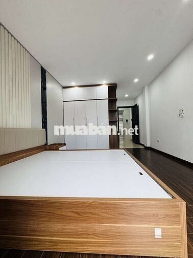 Nhà đẹp Ngọc Thuỵ,6 tầng thang máy,ôtô đỗ cửa,DT 41 m Giá chỉ 10,8 tỷ Nhà đẹp Ngọc Thuỵ,6 tầng thang máy,ôtô đỗ cửa,DT 41 m Giá chỉ 10,8 tỷ