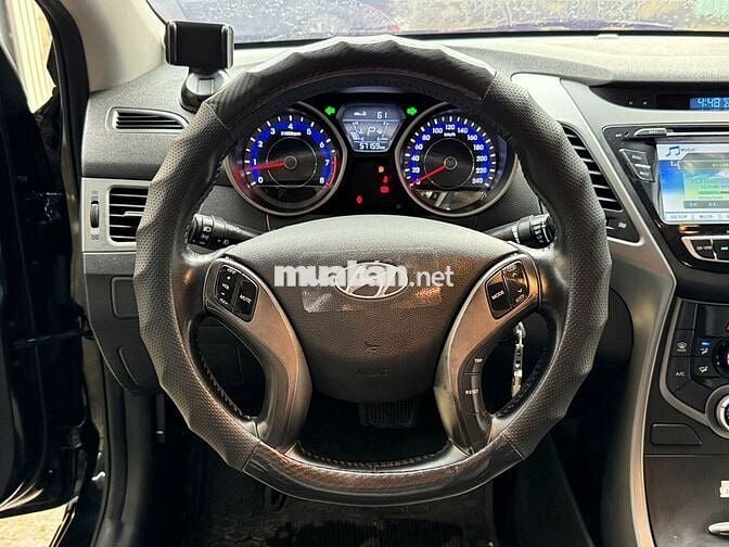 Hyundai Elantra 1.6 AT 2014