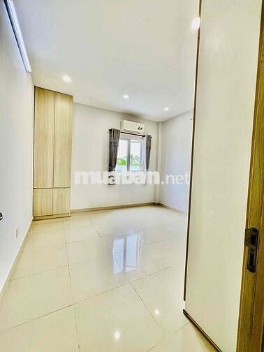 Nhà Mới Sạch Sẻ Ngay Cầu An Lộc DT 4x18 1Trệt 2Lầu 3Pn 3Wc Sân Thượng