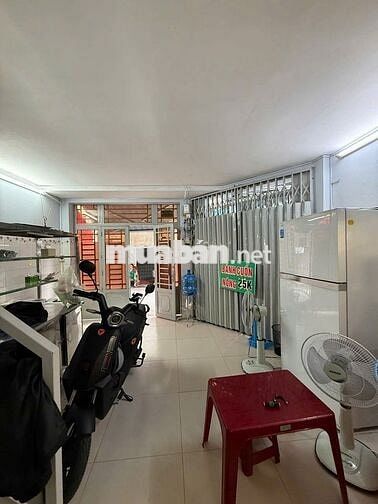 Nhà 2 mặt tiền HXH Bình Thạnh sau nhà mặt tiền Hoàng Hoa Thám